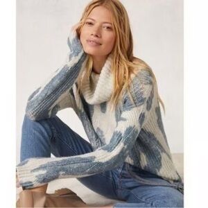 Pilcro Spotted Turtleneck - Size XS